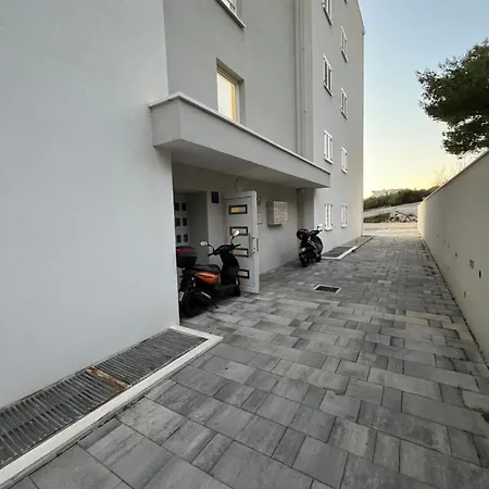 Flamingo Apartman *