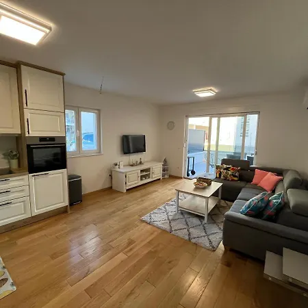 Apartment Flamingo Makarska