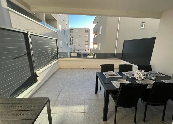Flamingo Apartment